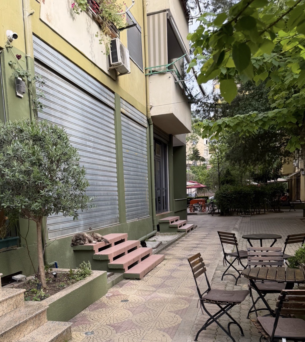 Louer | environnement commercial | école unifiée | 1100 €/mois