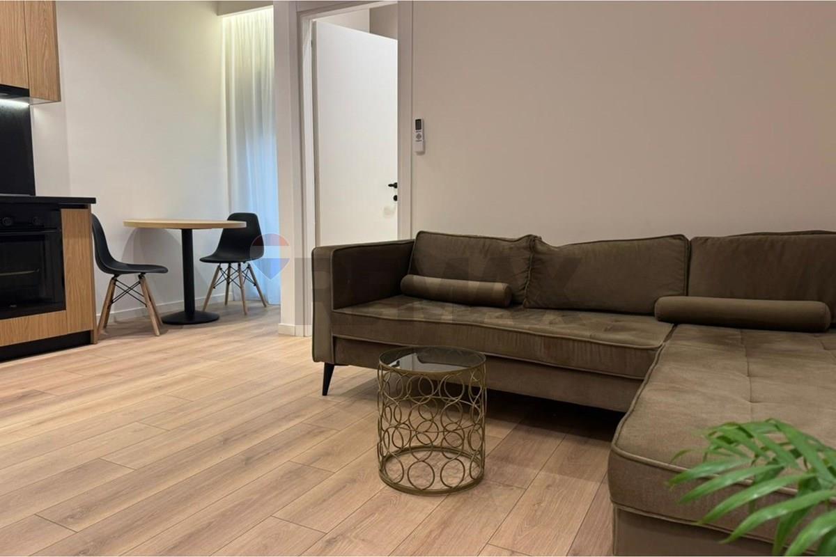 Appartement 1+1 à vendre, près du lac de Tirana