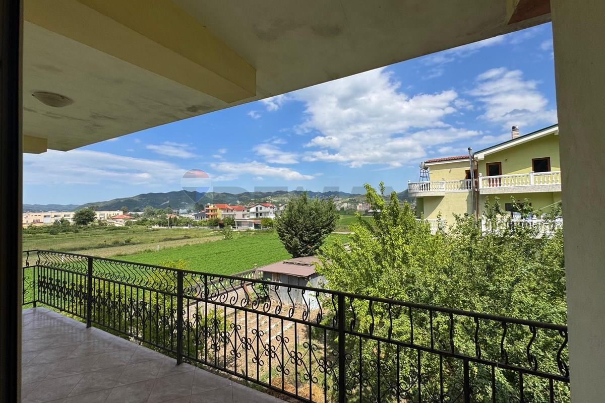 Houses for sale, peze helmas