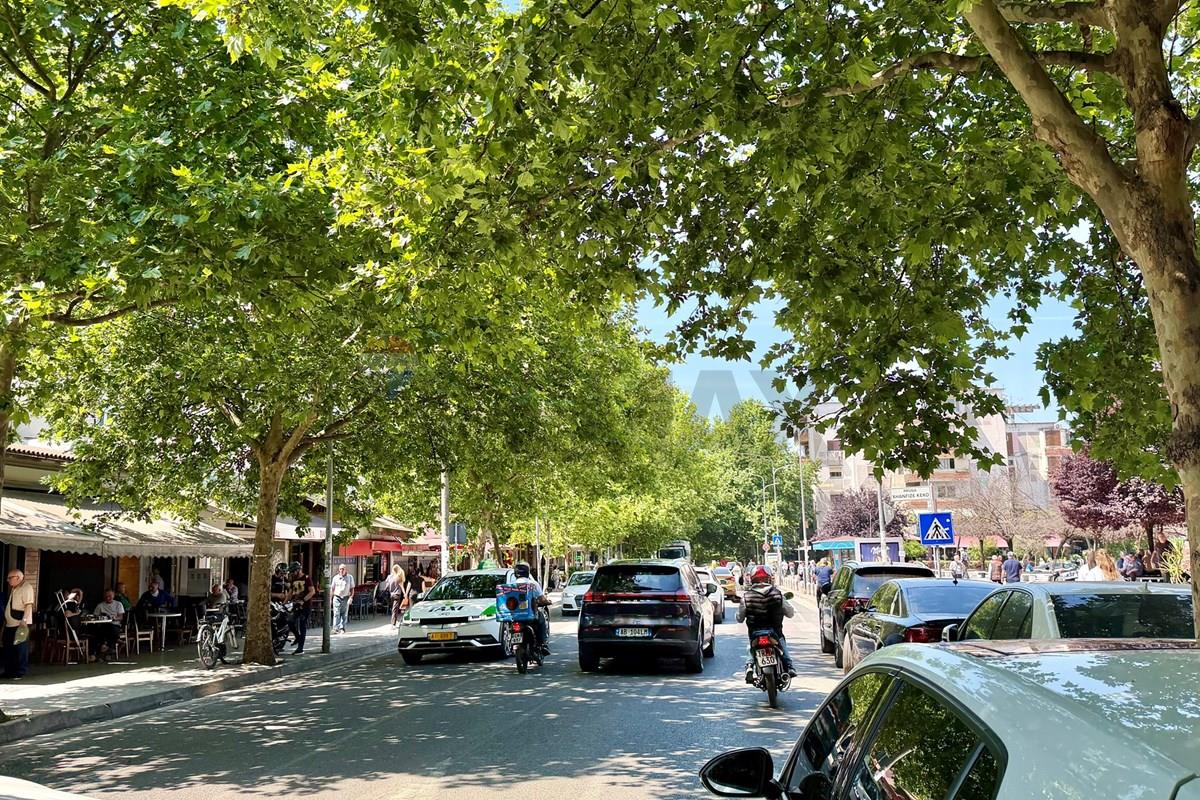 Ambiente in vendita