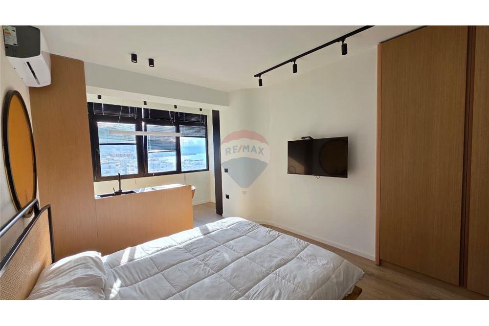 Vente studio + appartement 1+1 à lungomare avec vue imprenable sur la mer