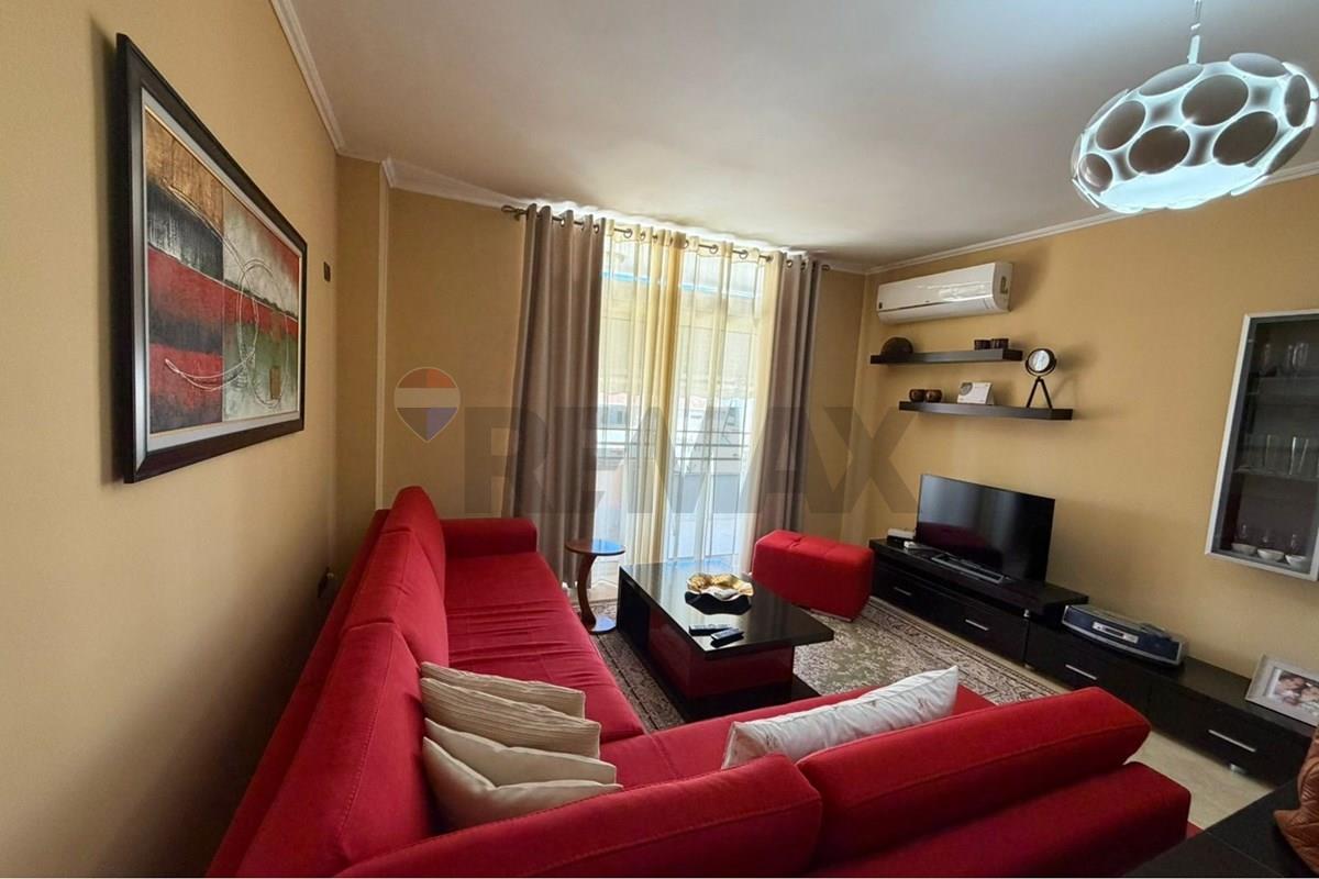 Apartament 2+1 për shitje ne Astir prane vila l