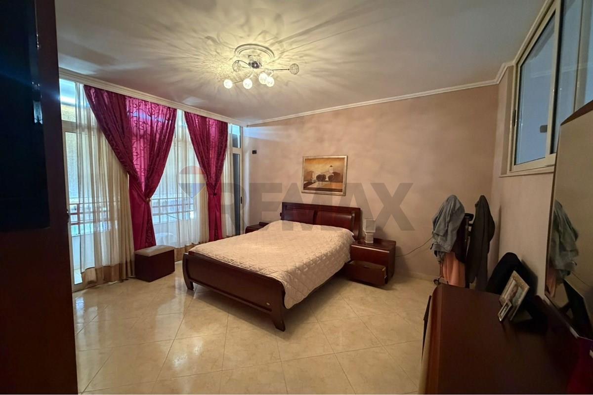 Apartament 2+1 për shitje ne Astir prane vila l