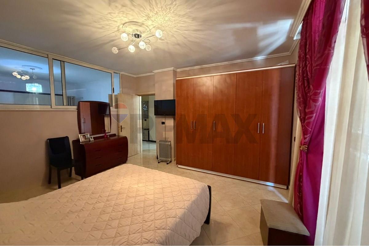 Apartament 2+1 për shitje ne Astir prane vila l