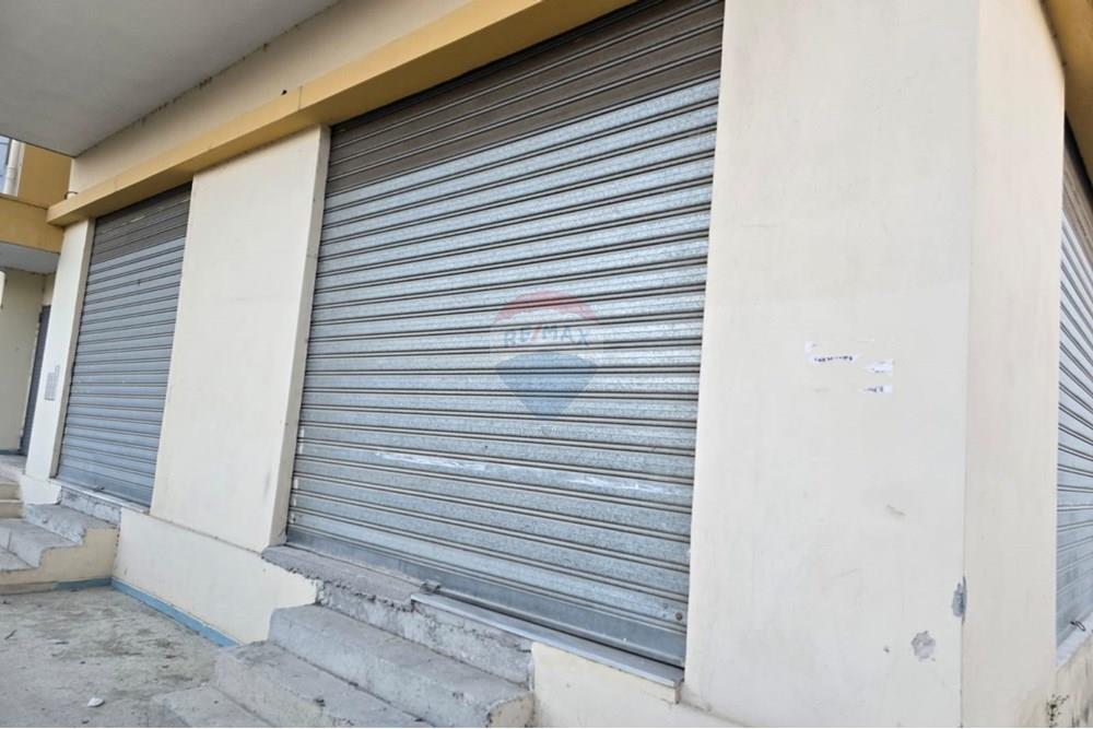 4 garage in vendita in zona favorita (8)