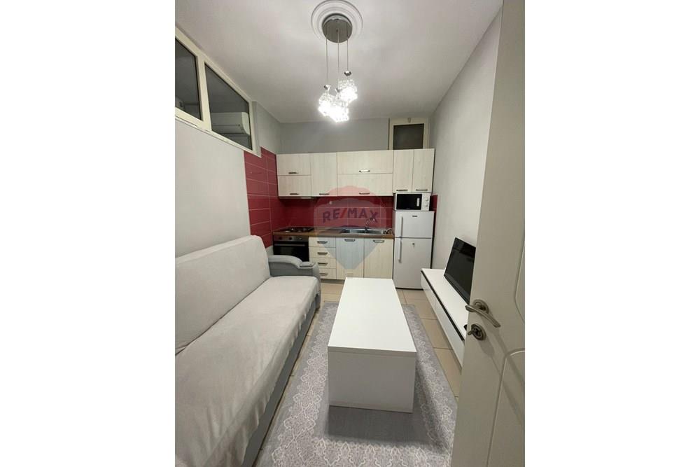 Apartamento 1+1 para alugar, em um prédio novo perto do teatro migjeni, Shkodër. (2)