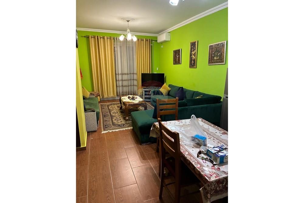 Apartamento en alquiler 1+1 21 dhjetori, calle frosina plaku