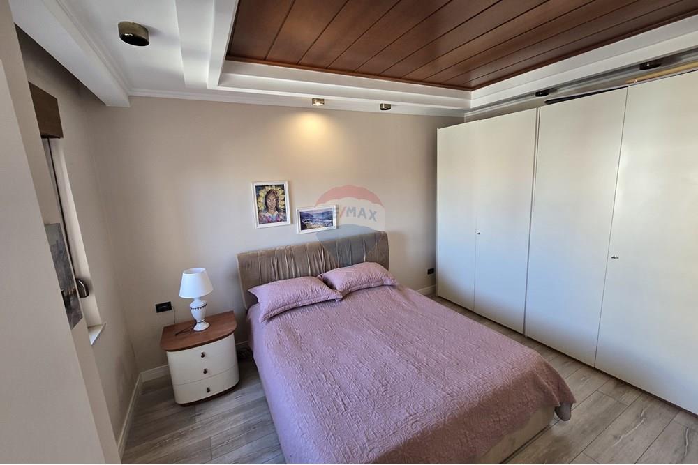 Apartment for sale 1+1+gazoniere in downtown 9-storey building
