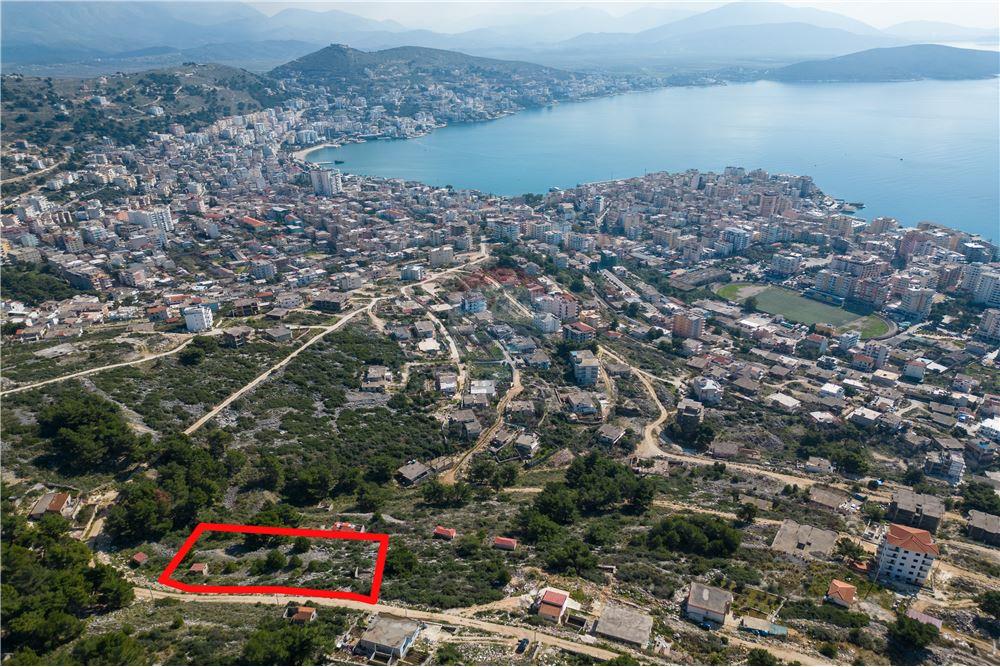 Terreno à venda para construção em sarande.