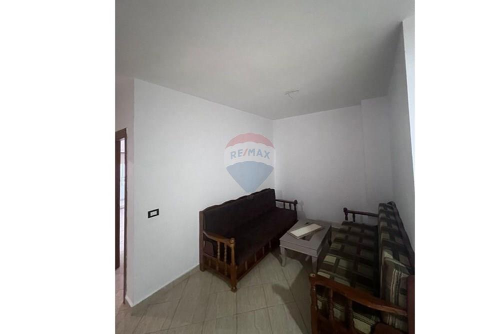 Rrota e kuqe, Durrës