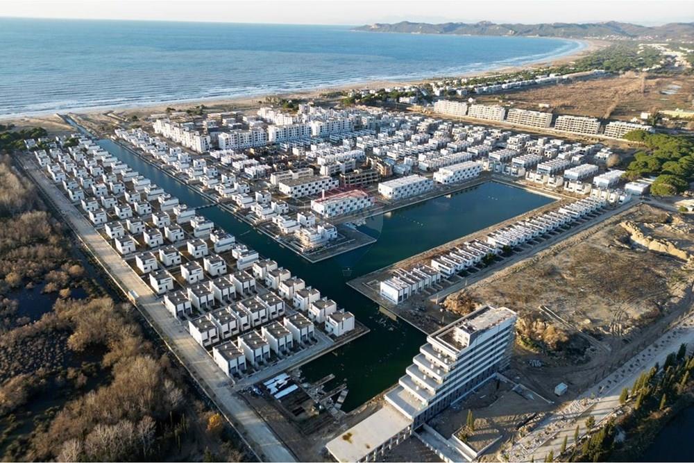 Shitet vilë | turquoise marina hamallaj, gjiri i lalzit