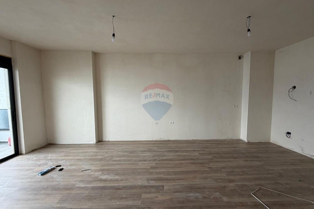 Apartament për shitje rruga gjergj arianiti (2)