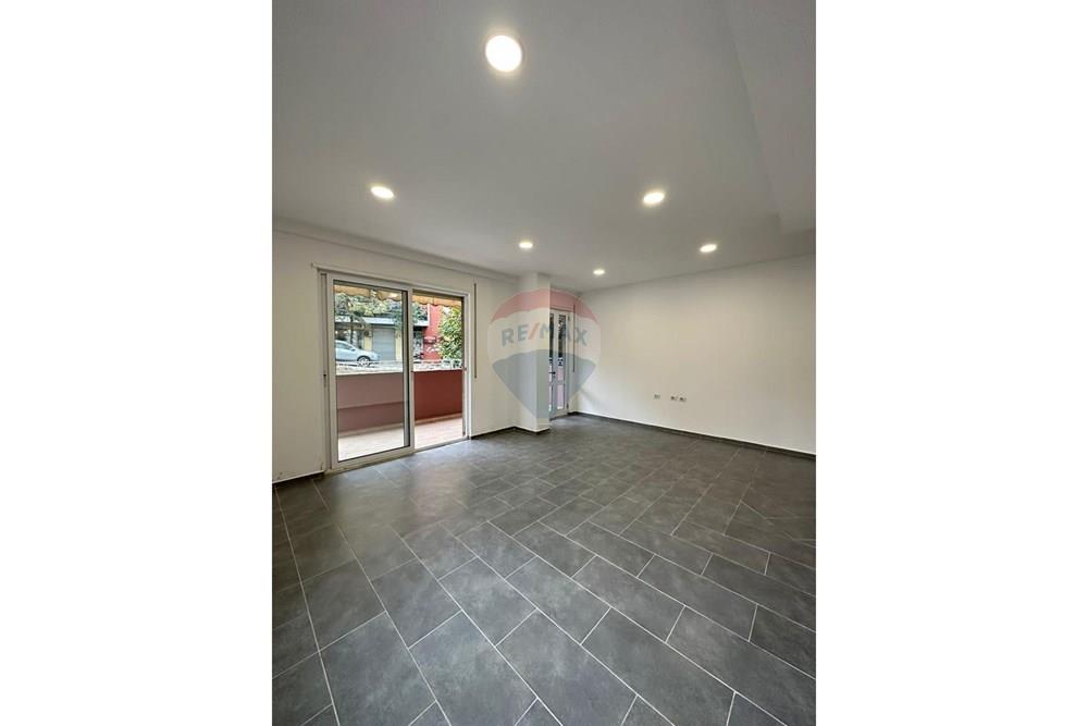 Apartamento + loja à venda em fresk!