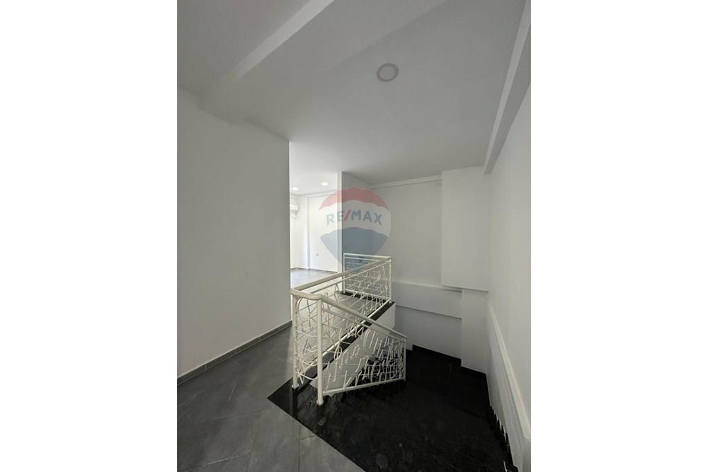 Apartamento + loja à venda em fresk!