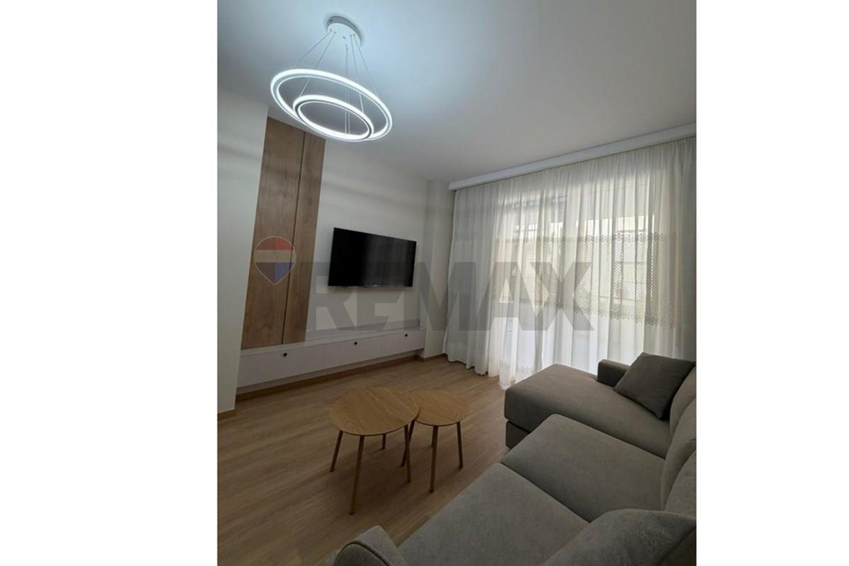 Apartment 1+1 for rent near botanic garden, at pavarotti pizza
