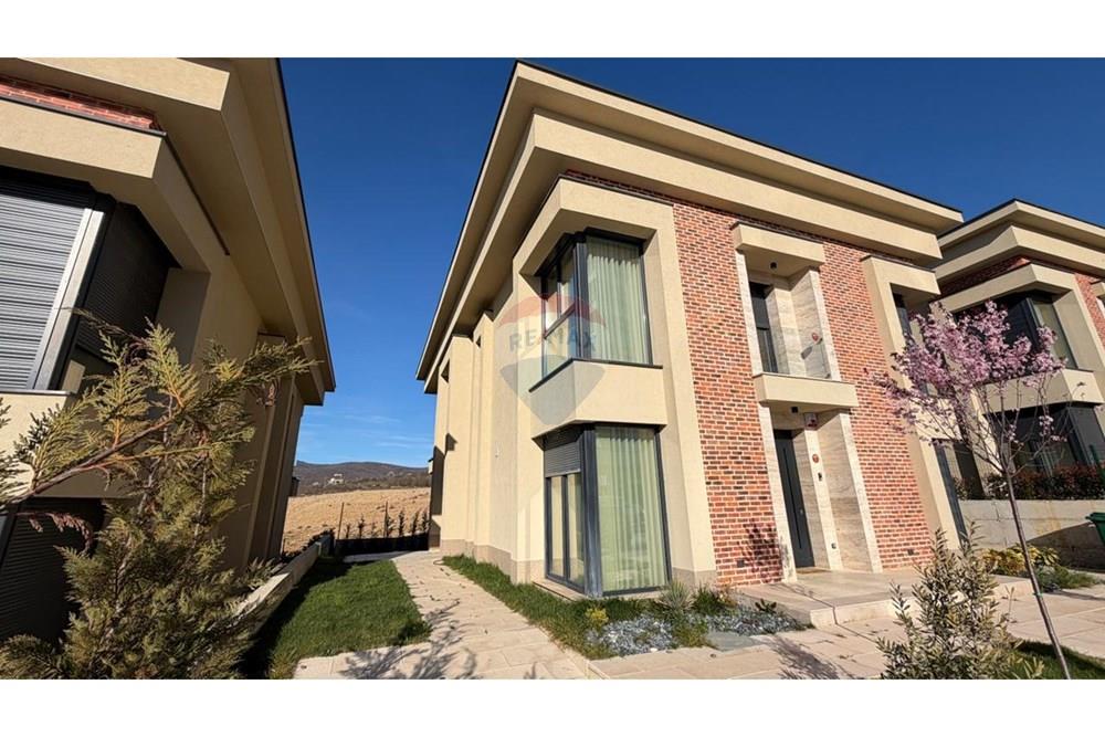 Casa para alugar em marigona hill, Pristina!