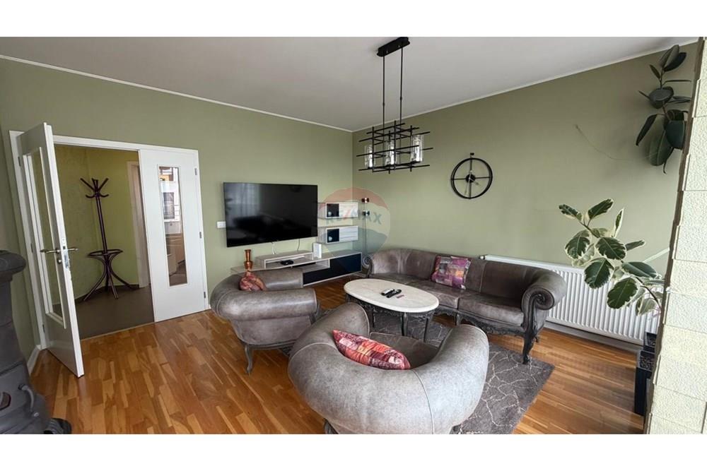 Penthouse à louer dans le quartier résidentiel exclusif "Prishtina Stars" à Aktash, Prishtinë. (2)