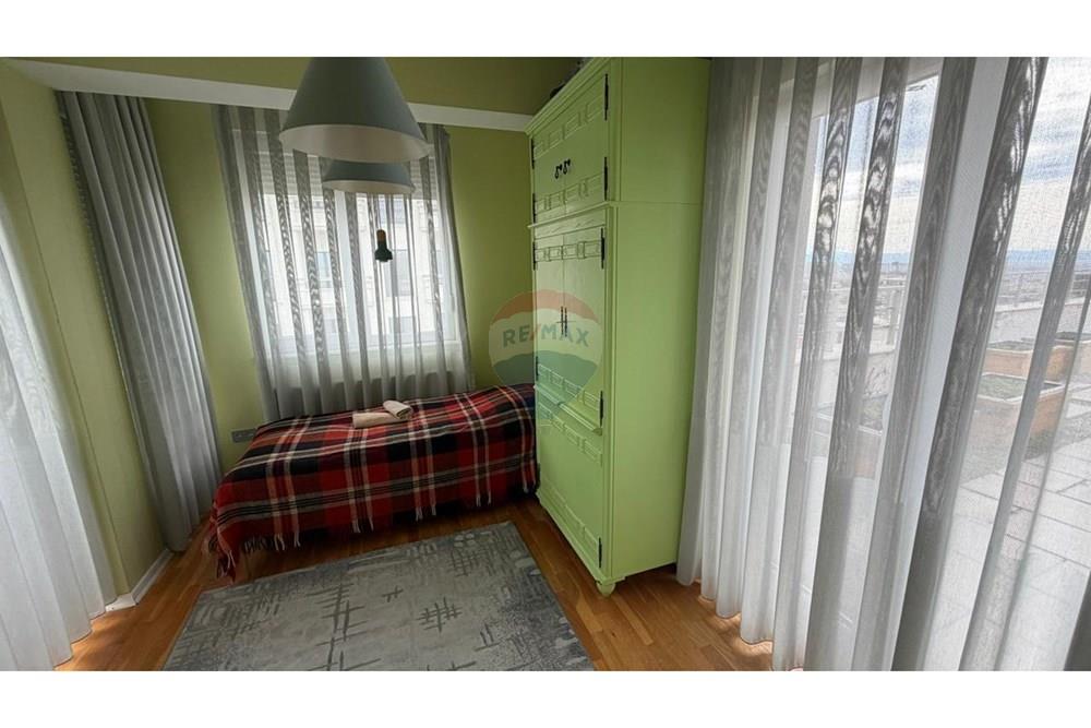 Penthouse à louer dans le quartier résidentiel exclusif "Prishtina Stars" à Aktash, Prishtinë. (8)