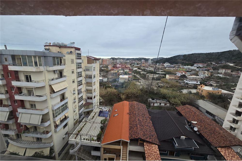 Rruga reshat osmani, Vlorë