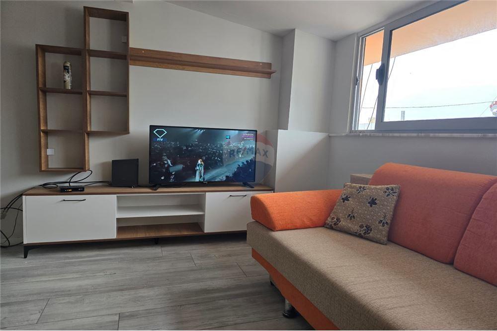 Rruga reshat osmani, Vlorë (3)