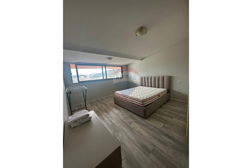 Rruga reshat osmani, Vlorë