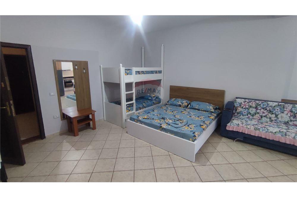 Studio apartments for sale on lungomare, Vlorë
