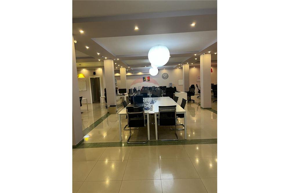 Ufficio in affitto in edificio commerciale di 5 piani ad Astir - adatto per aziende, istituzioni e showroom (8)