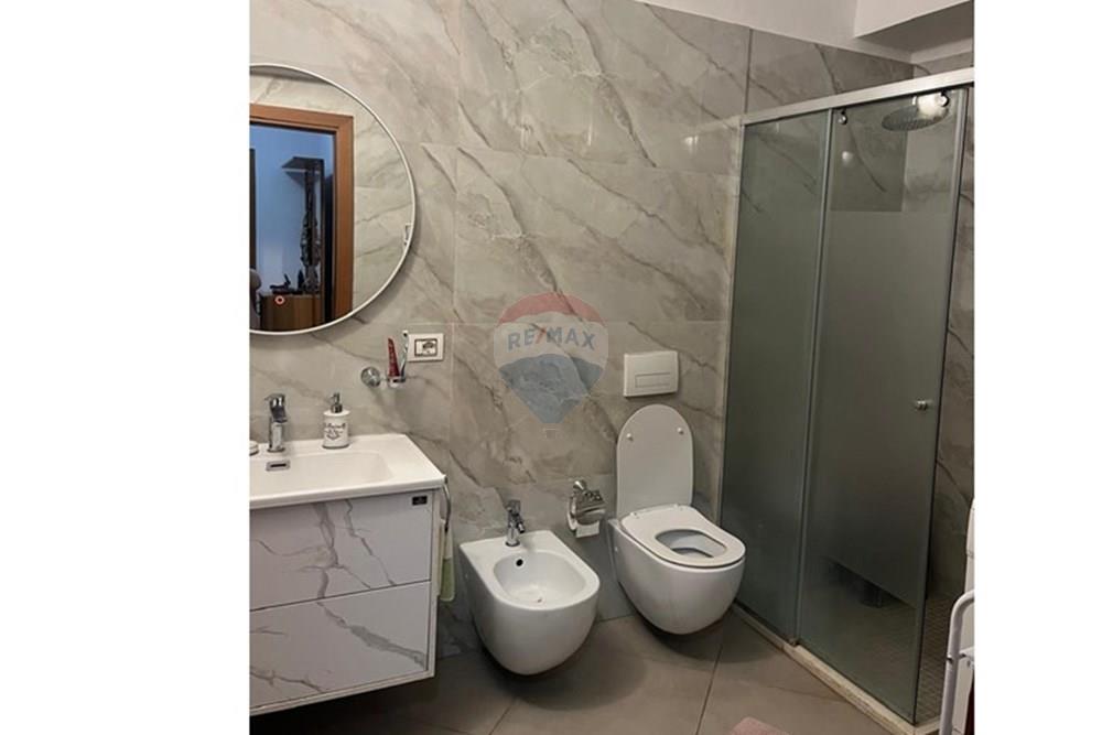 Appartamento in affitto 2+1+2 rruga e kavajës