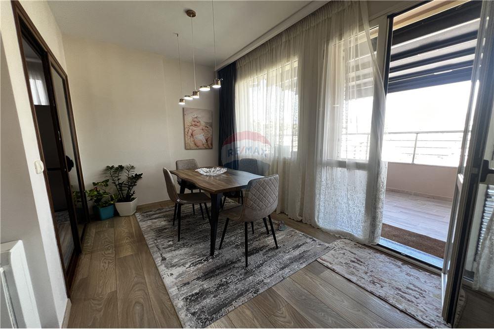 Gjimnazi Ali Demi, Vlorë (6)