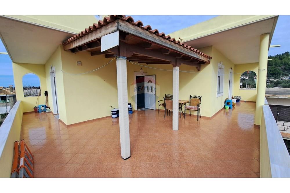 In vendita: Villa di 3 piani nel quartiere kushtrimi, Vlorë (3)