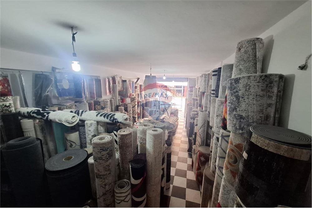 Shop for sale osman haxhiu street, lagjia 5, Vlorë (3)