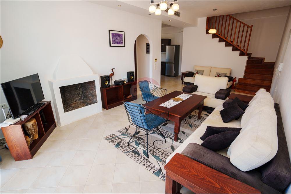 Duplex for sale 3+1 in sarande.