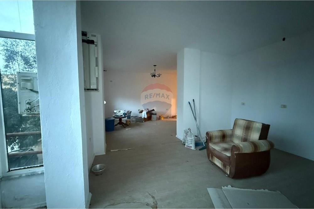 Appartement à vendre 1+1+place de parking près de Mali i Robit, 200 m de la mer (3)