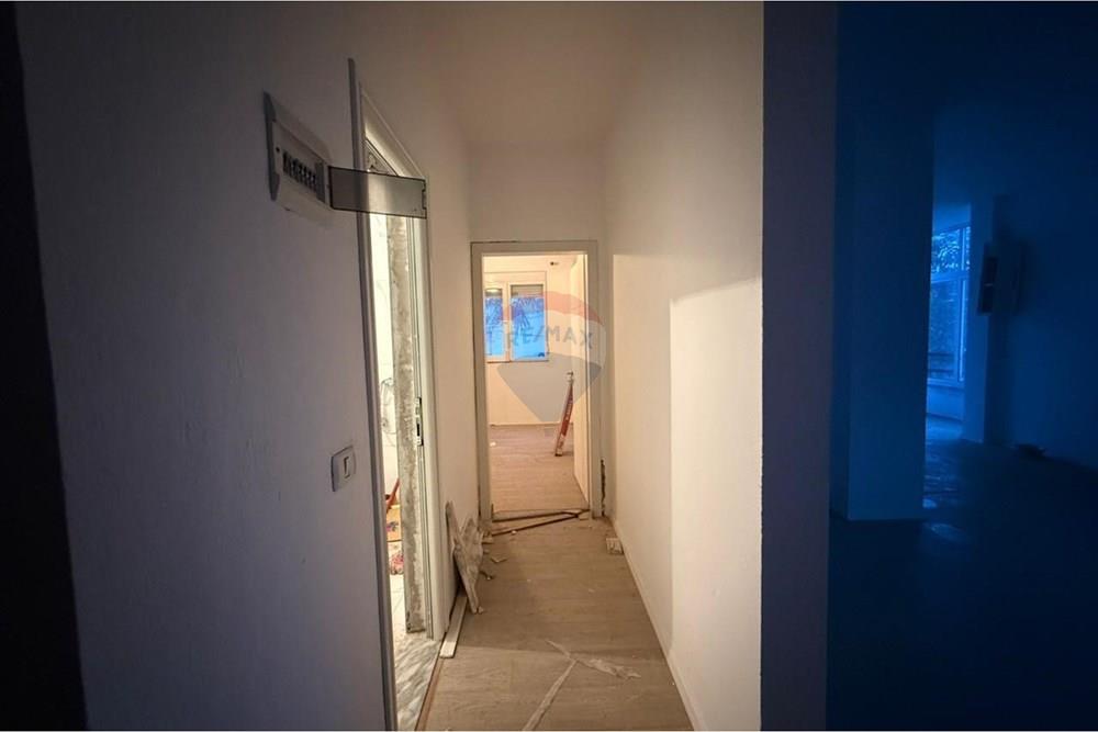 Appartement à vendre 1+1+place de parking près de Mali i Robit, 200 m de la mer (7)