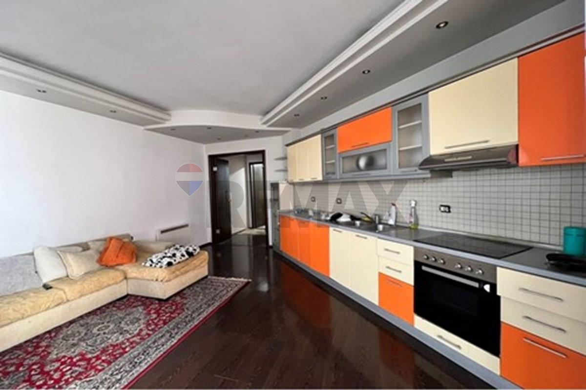 Apartamento en venta 2+1+2 cerca de kodra e diellit