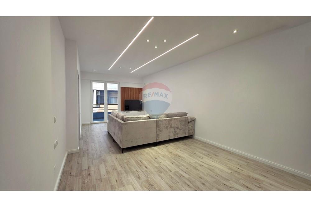 Apartament 1+1 në shitje pranë palestrës së mundjes, Vlorë (5)
