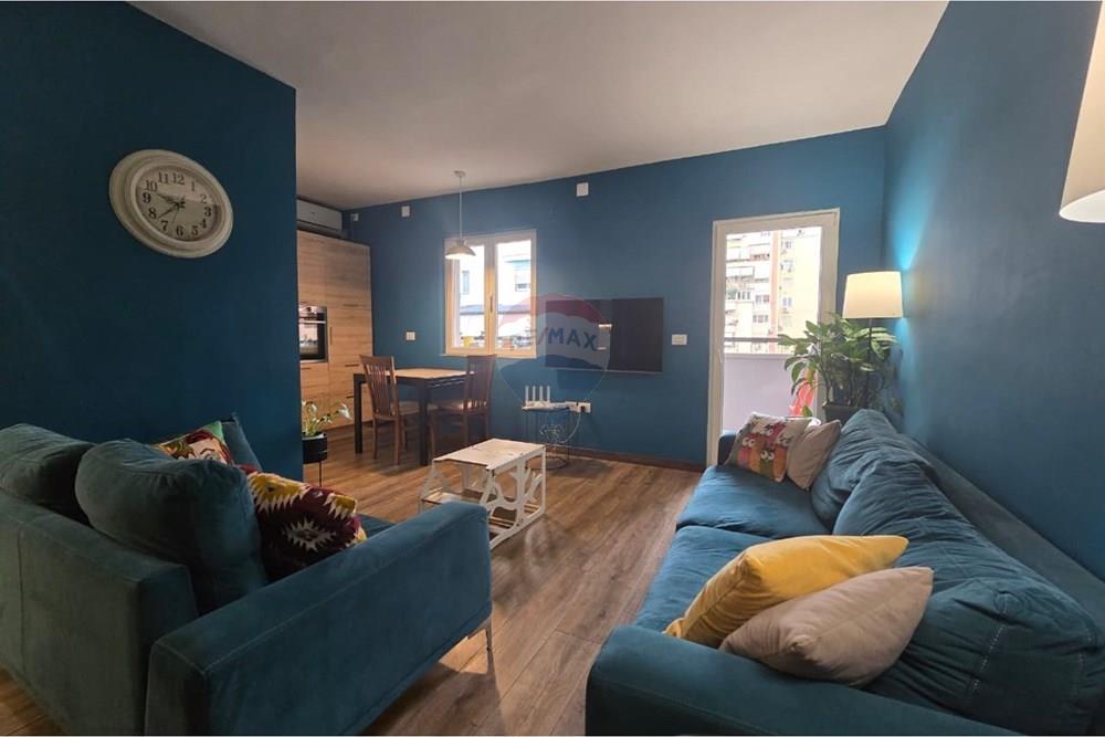 Appartement situé dans la zone de myslym shyrit (4)