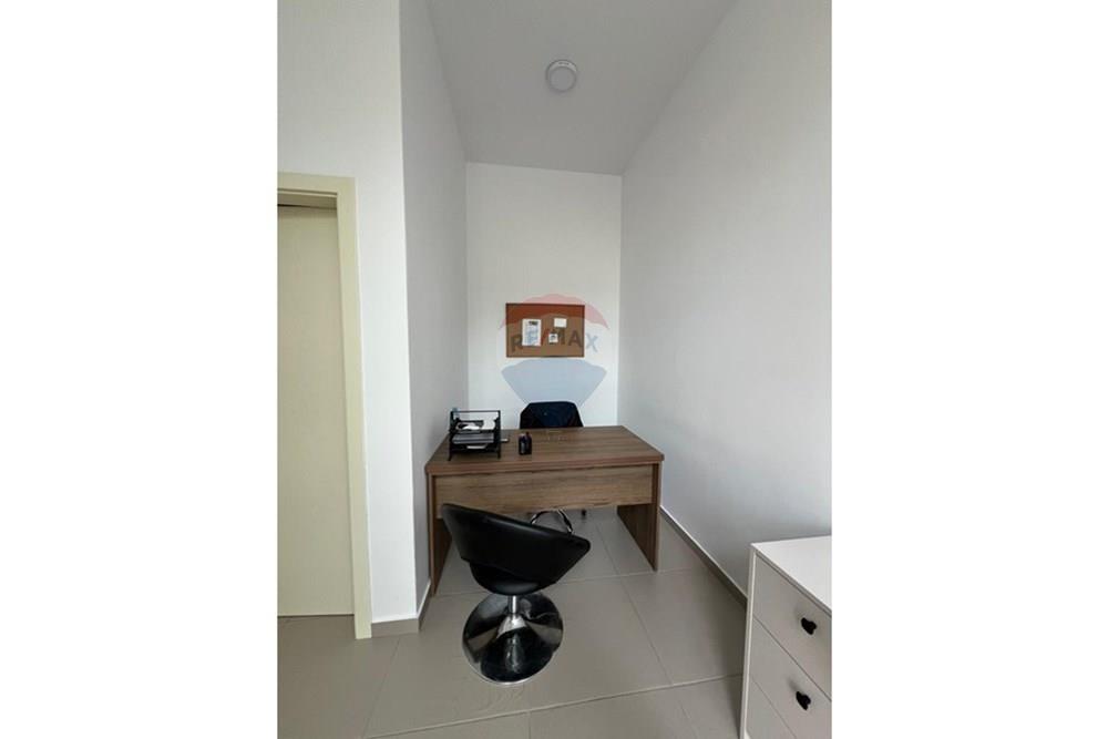 Locale commerciale in vendita in via barrikadave, con una superficie di 16,8 m². (3)