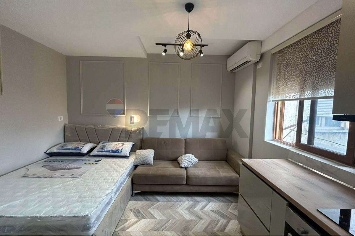 Appartement à vendre 3+1+2 au centre de Tirana près de 9-katsheve (3)