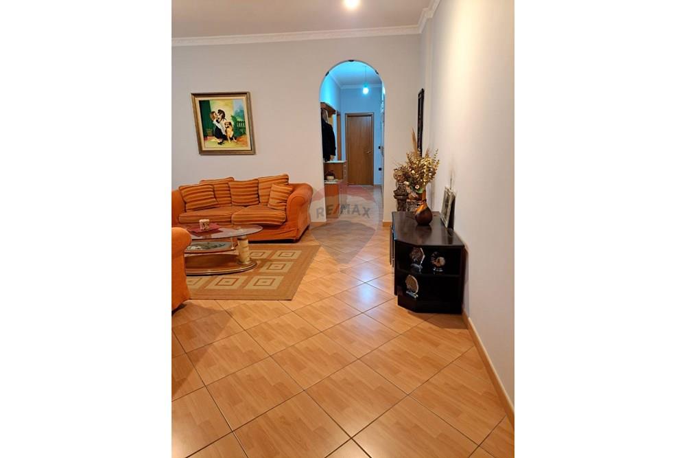 Apartamento en alquiler 2+1 en Vlorë, amueblado, con 2 balcones (3)
