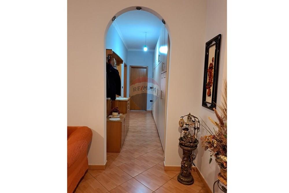 Apartamento en alquiler 2+1 en Vlorë, amueblado, con 2 balcones (5)