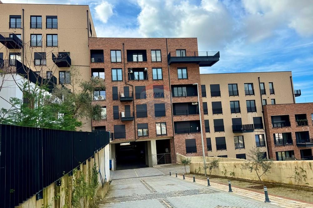 Plaza de aparcamiento en residencia kodra 2 en venta