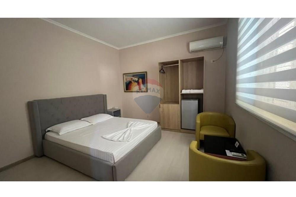 Hotel in vendita nel comune di parigi