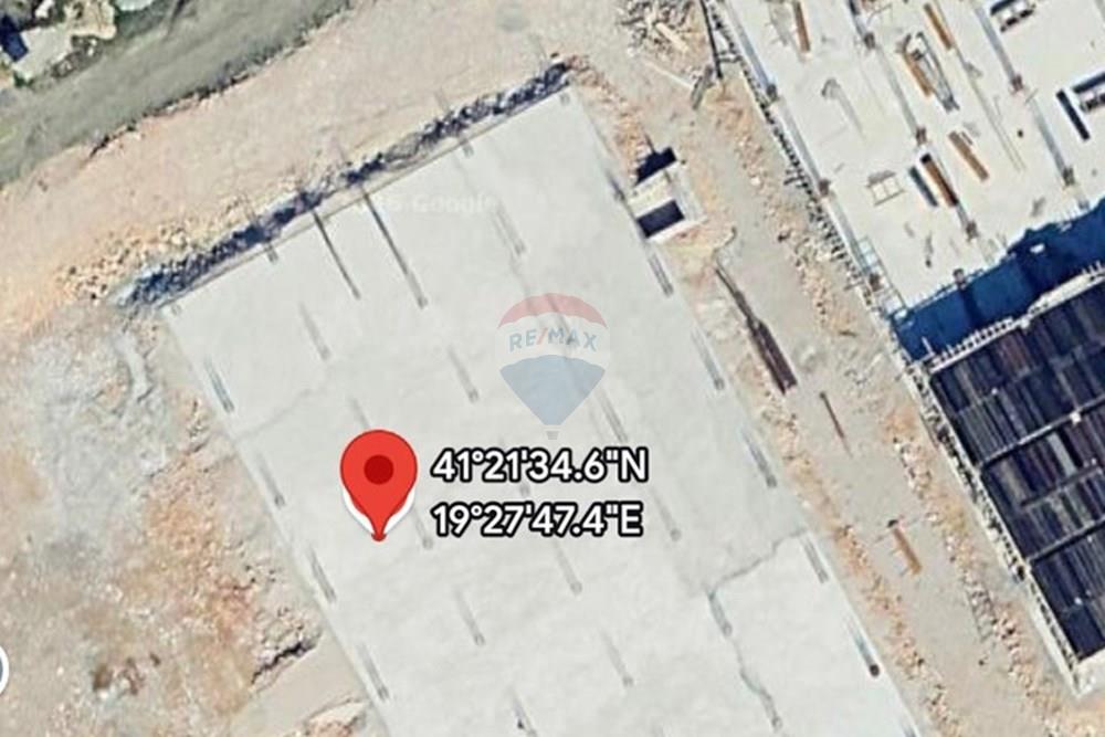 Edificio comercial en alquiler
