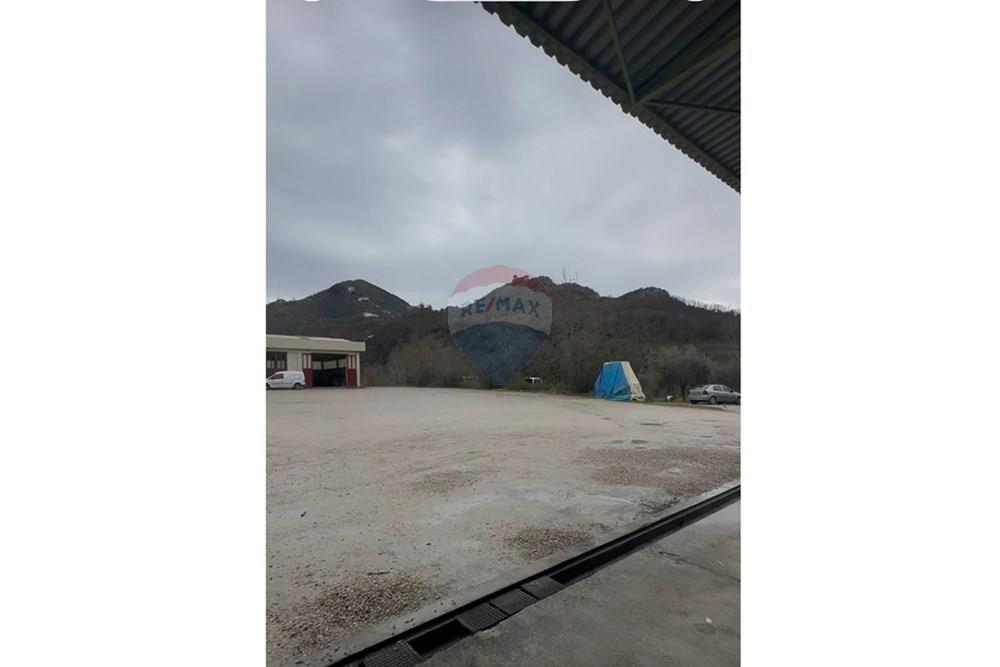 Espaço comercial para alugar em mullët