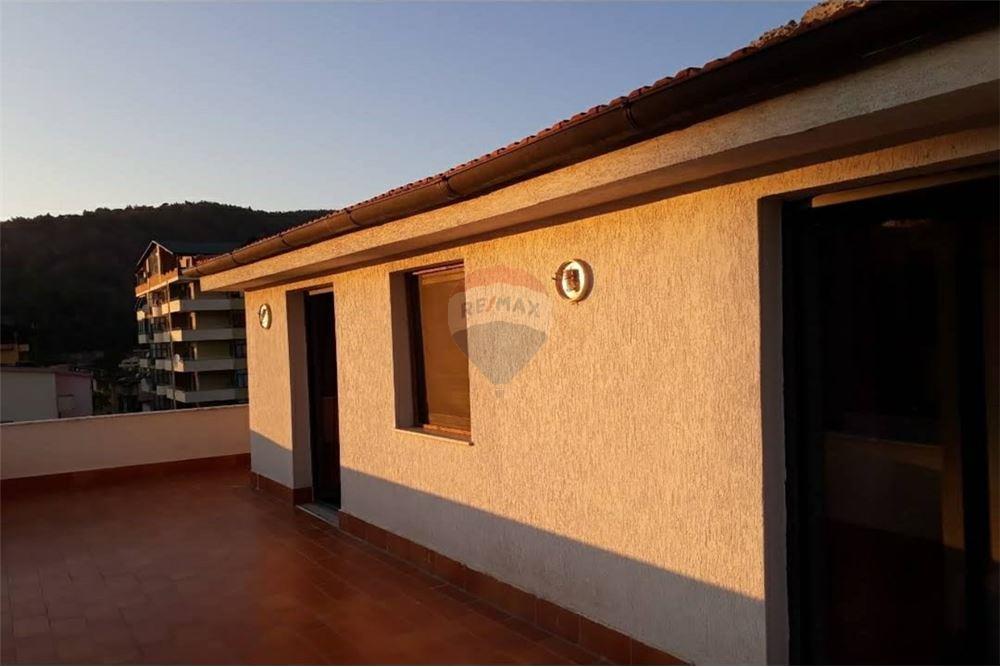 Apartment 1+1+ veranda for sale in shengjin.
