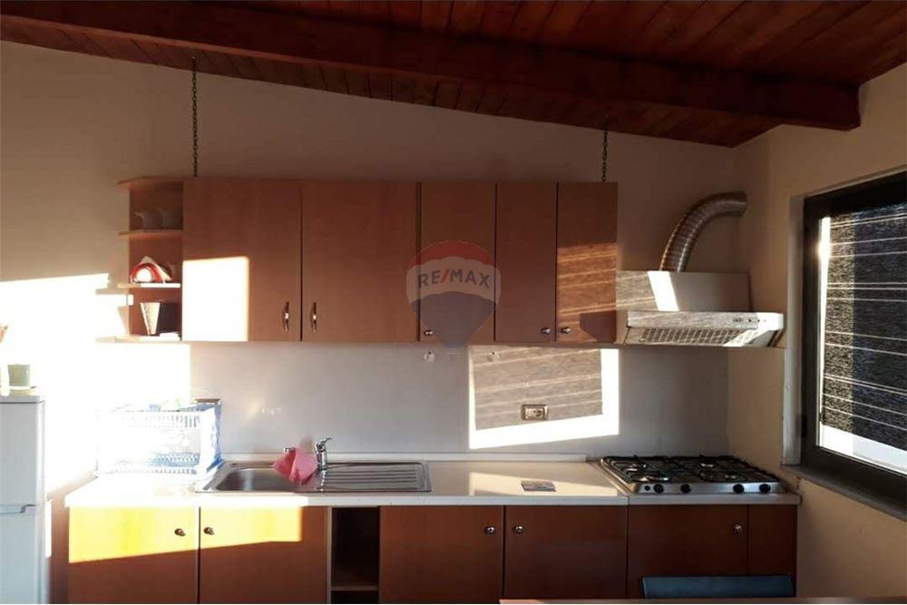 Apartment 1+1+ veranda for sale in shengjin. (2)