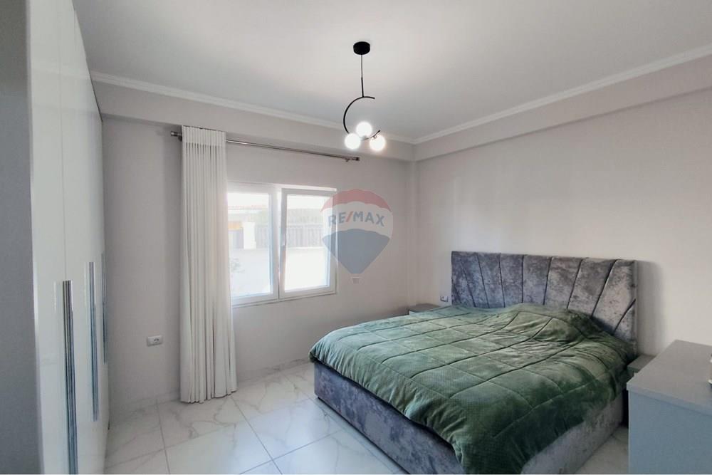 Apartamento localizado no primeiro andar da villa.