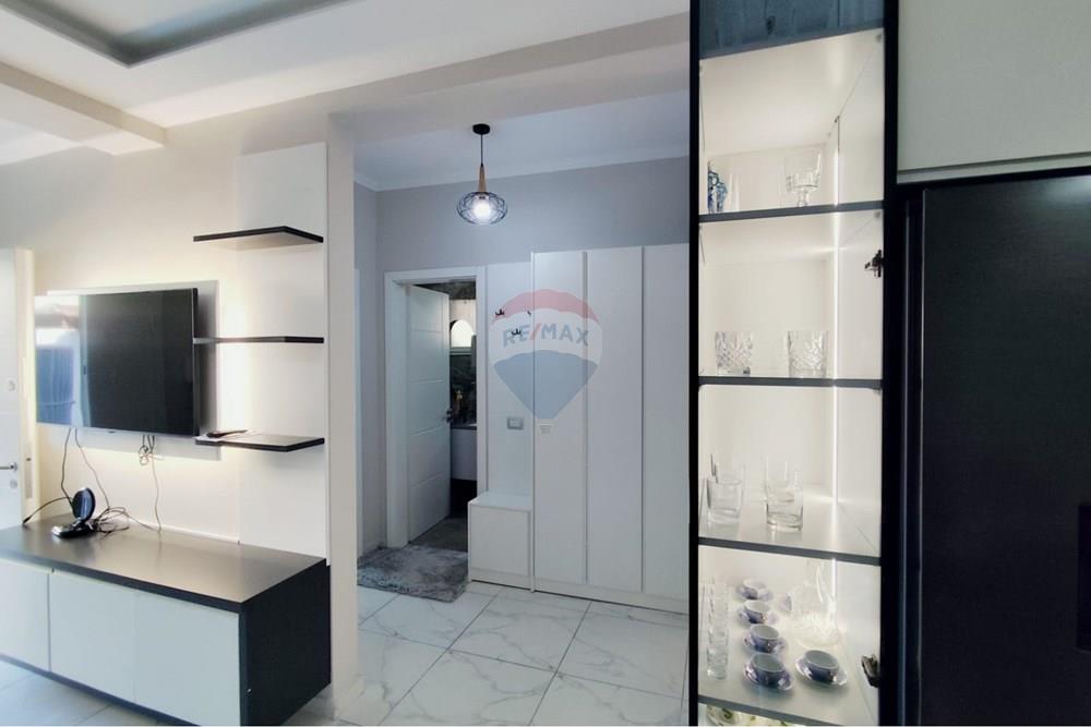 Apartamento localizado no primeiro andar da villa.