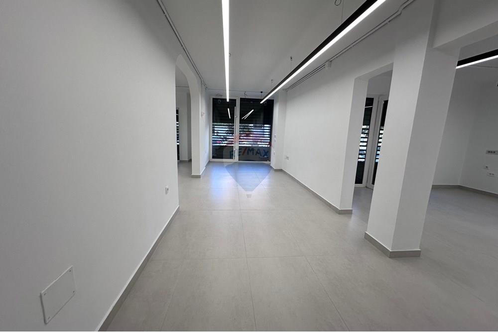 Blloku gintash, Tirana